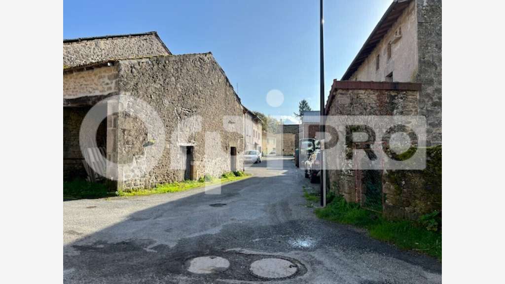 A louer granges 73m² à Bessines-sur-Gartempe