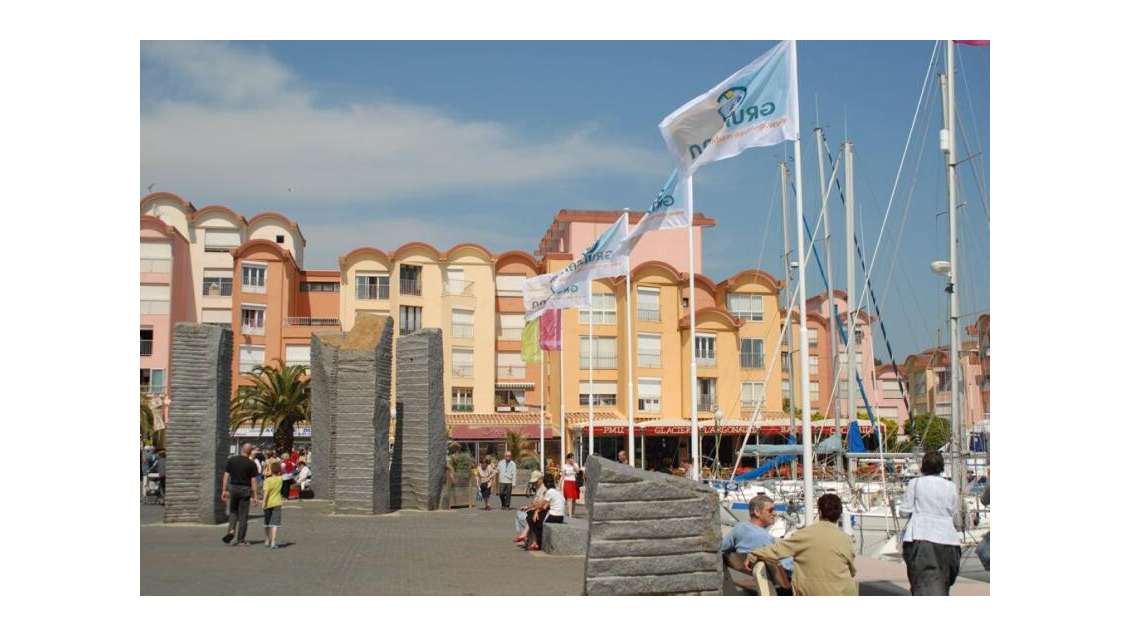 Boutique 36m² bail saisonnier Gruissan Pl Menhirs