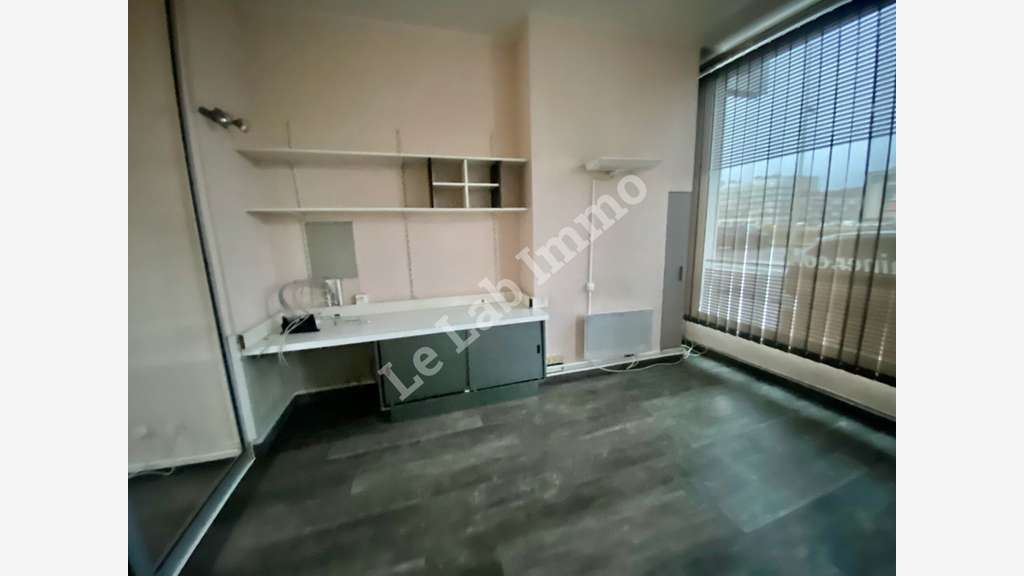 Loue local commercial 70m² hyper centre du Havre