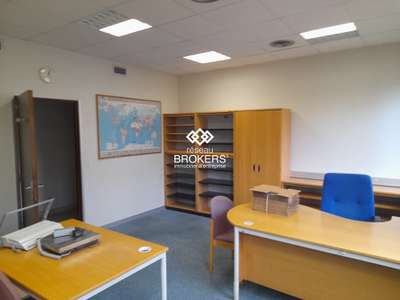 A louer immeuble de bureaux 1250m² à Orléans Sud