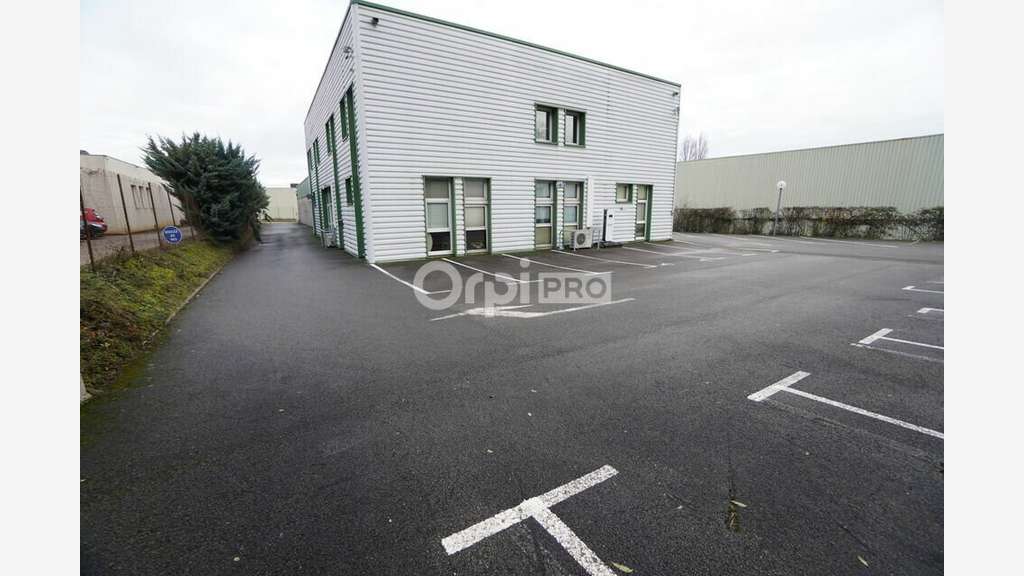 A louer bureaux 828m² à Dijon Saint-Appolinaire