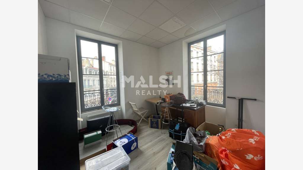 Immeuble de bureaux à louer 200m² Parc Giron