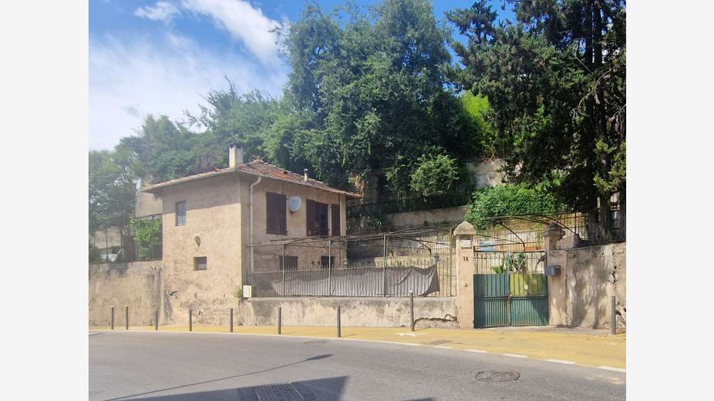 A louer maison/bureaux de 60m² Nice St Isidore