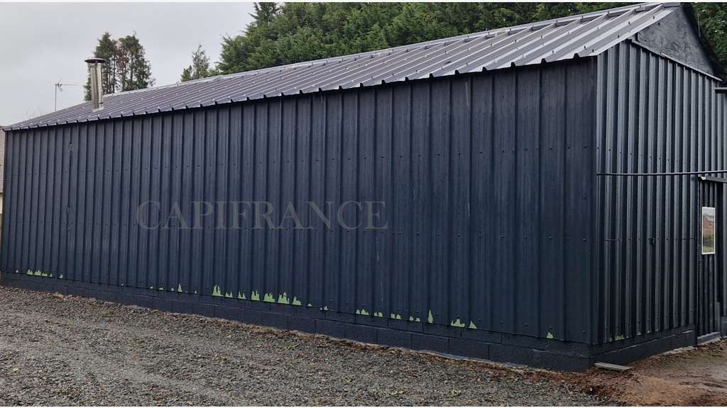 Local artisanal 140m² sur 700m² accès RN à Plouisy