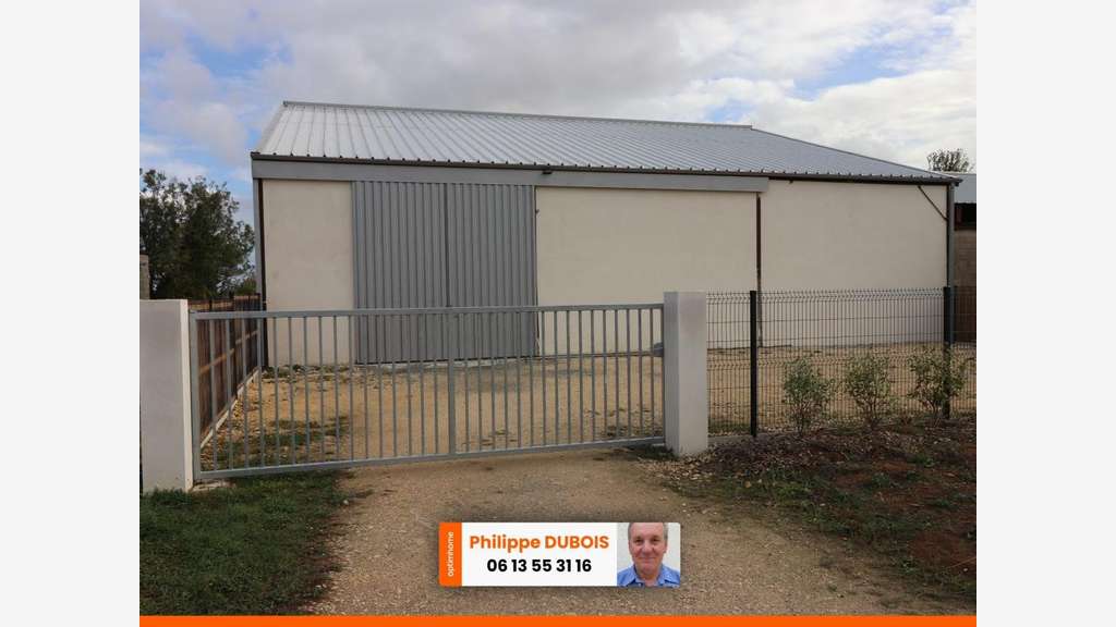 Local 395m² à louer sur le secteur de Rochefort