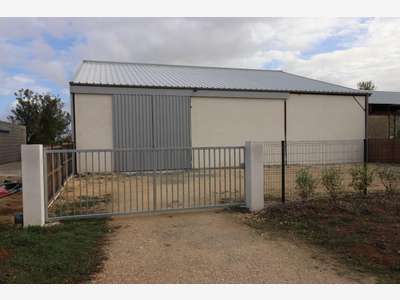 Local 395m² à louer sur le secteur de Rochefort