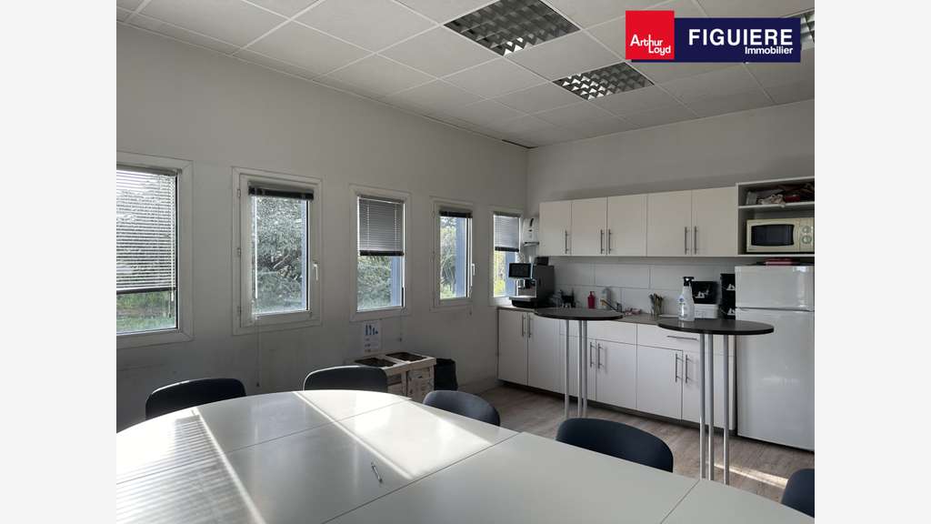 A louer bureaux de 675m² à Aix-en-Provence