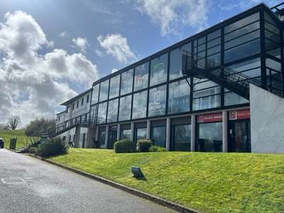 A louer bureaux 87m² Quimper  axe Brest-Lorient