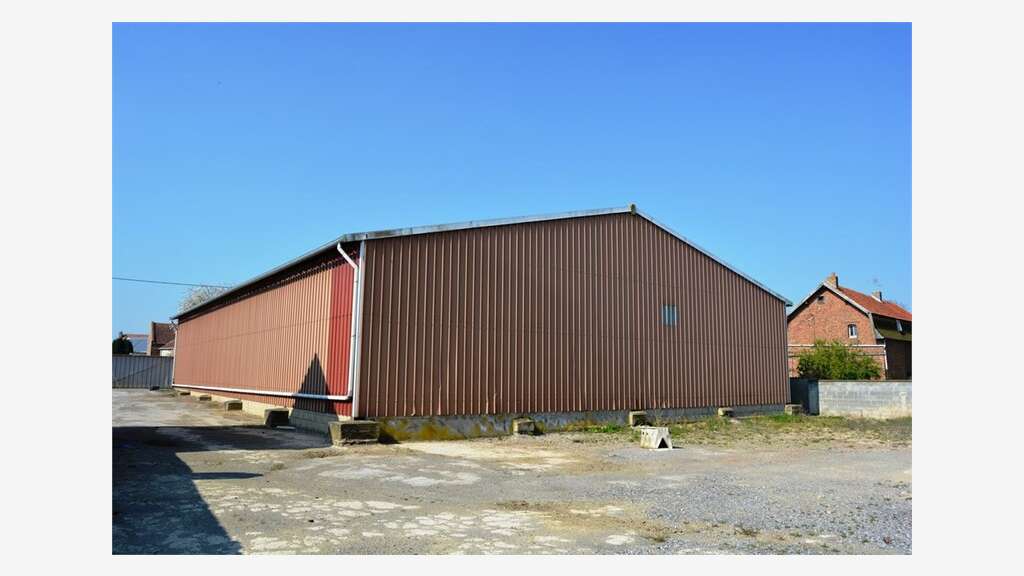 Loue bâtiment industriel 600m² à Cantaing-s/Escaut