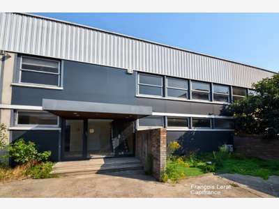 Bâtiment industriel 780m² à louer à Colombes (92)