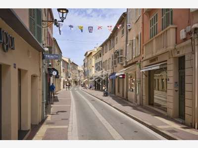 Opportunité unique location immeuble Saint-Tropez