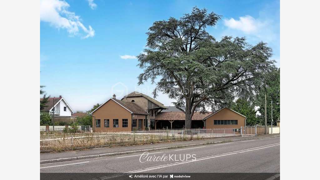 A louer ensemble immobilier de 1160m² à Soultz