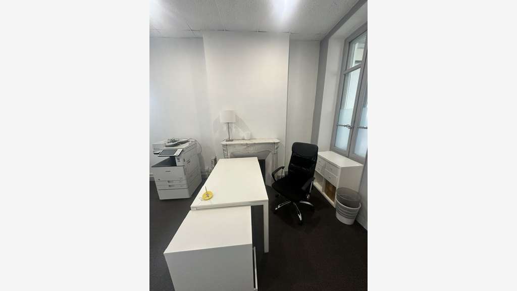 Bureau indépendant premium pour prof. indépendante