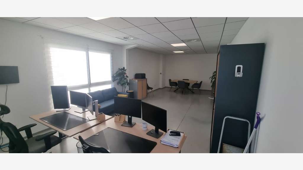Bureaux 42 m² – Montpellier Ouest / Garosud