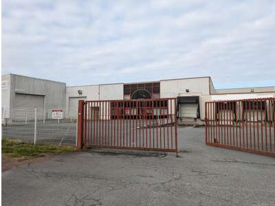 Location Locaux d'activités - Entrepôts à Rochefort