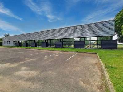 Entrepôt ou atelier 493m² près de Tours et du Mans
