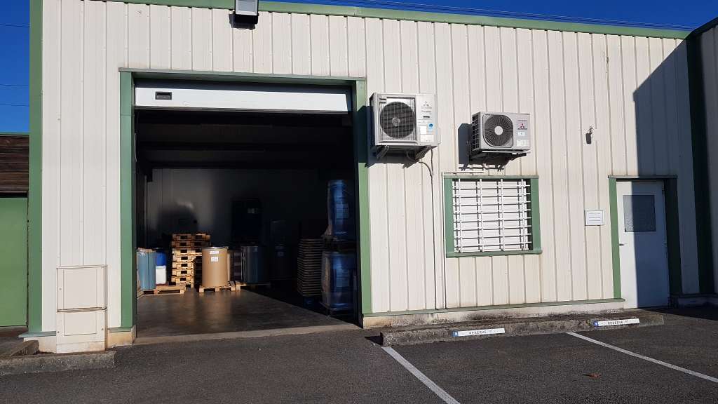 Local d’activité de 100 m² à louer – Meyzieu Z.I.