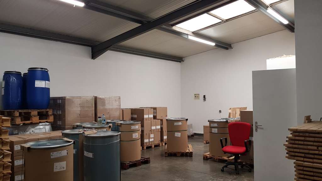 Local d’activité de 100 m² à louer – Meyzieu Z.I.