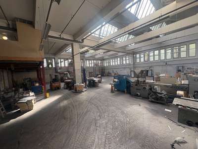 Local industriel 480m² aux portes de Paris