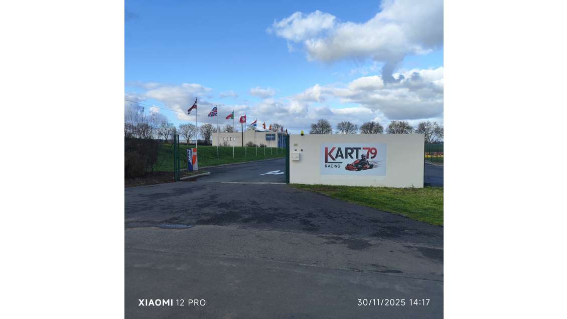 A louer circuit de karting refait à neuf à Chauray