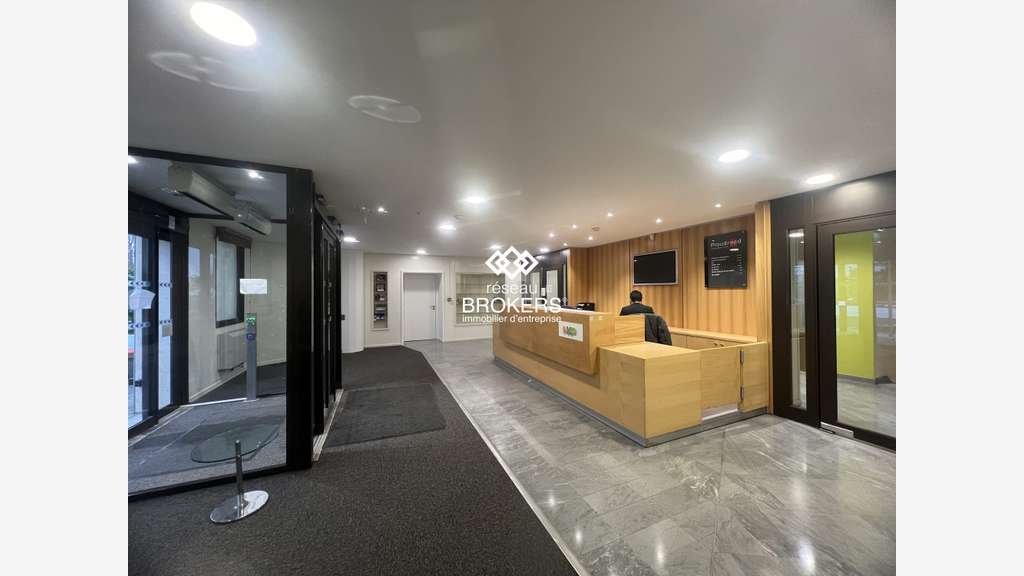 Bureaux à louer à Saint-Aubin quartier Moulon