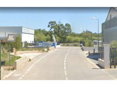 Location Locaux d'activités - Entrepôts à La Crau