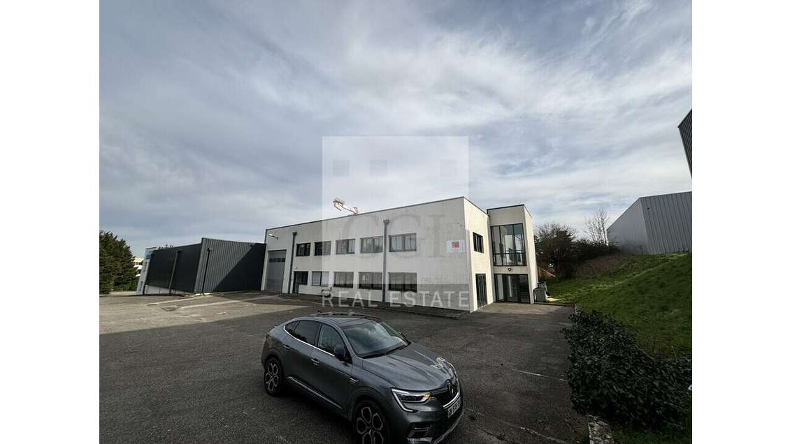 A louer bureaux de 280m² à La Tour de Salvagny