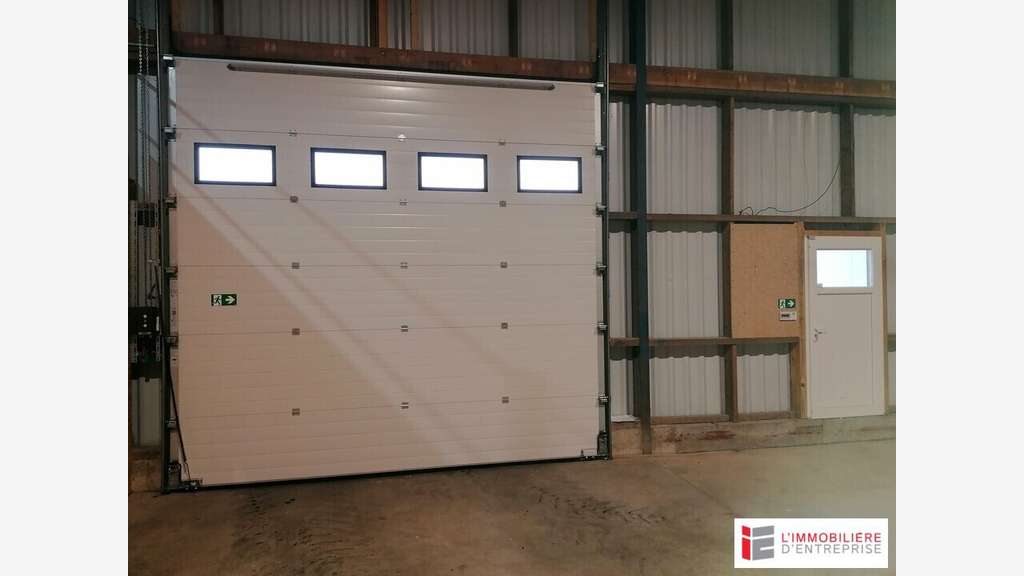 Local d'activité 320m² à louer Lannion Kerampichon