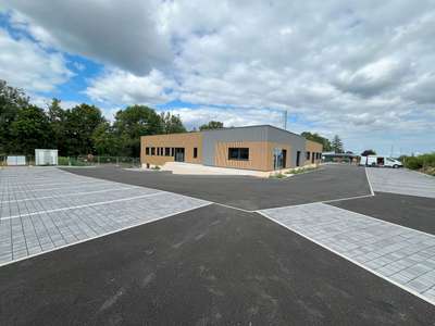 Location Locaux d'activités - Entrepôts à Clermont-Ferrand