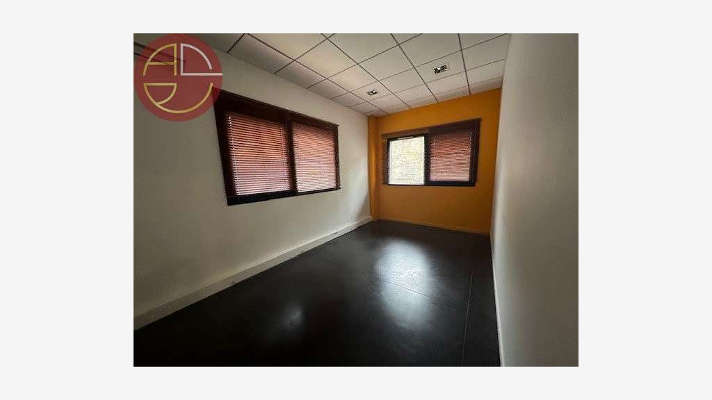 A louer local 192m² Nord-Est Toulouse-Saint-Jean