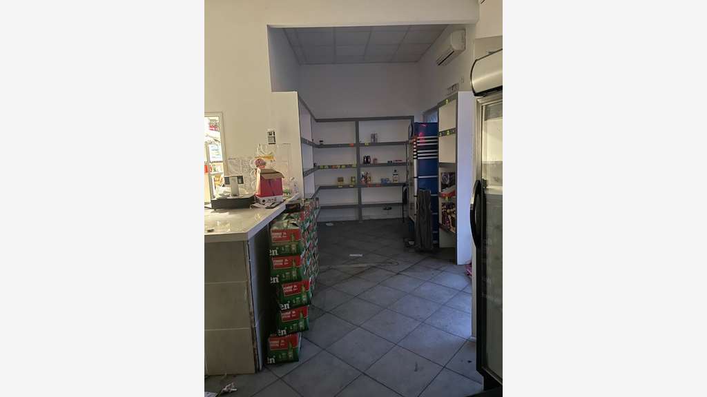 Local commercial de 36m² à louer à Marseille 13004
