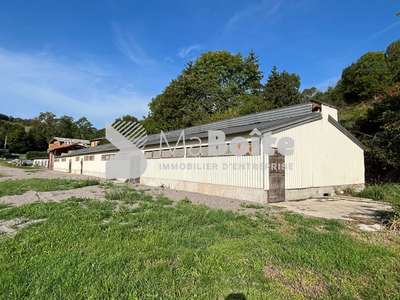A louer local 500m² avec terrain de 1000m² Cherier