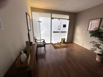 Loue local 76m² en RDC à Lyon 69006 Rue Tête d'or
