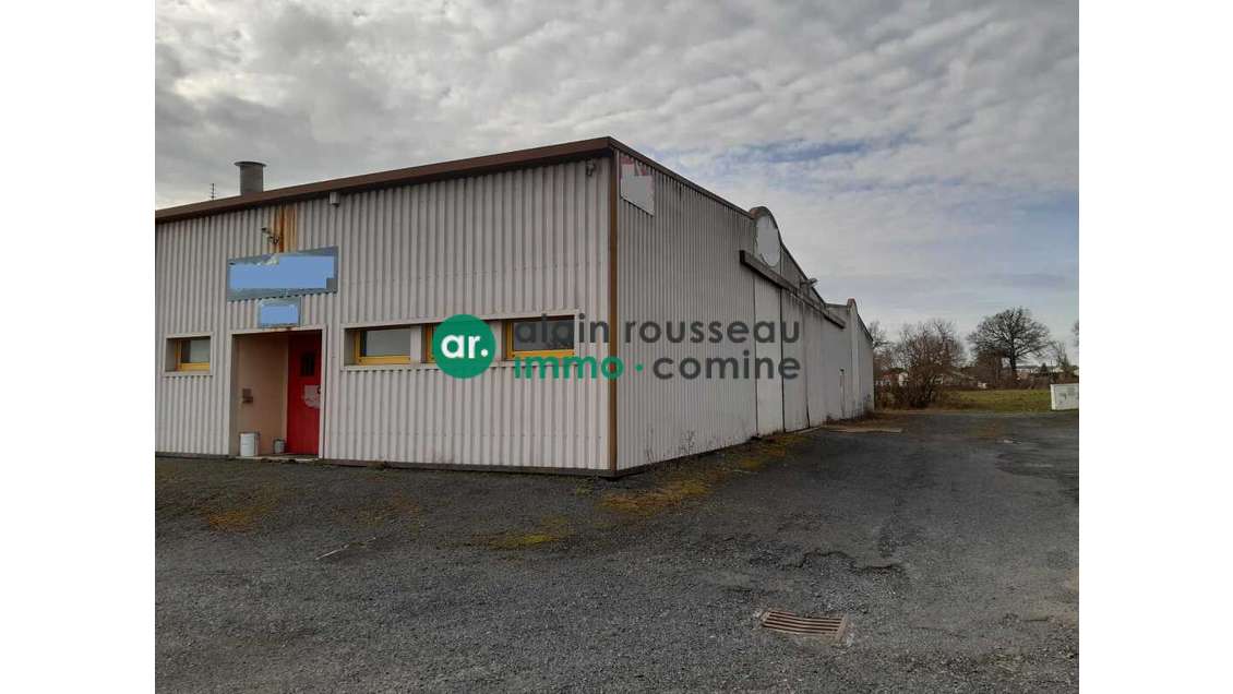 A louer local d'activité de 1100m² à la Plaine