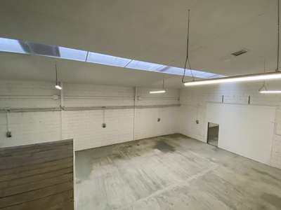 Location Locaux d'activités - Entrepôts à Castelginest