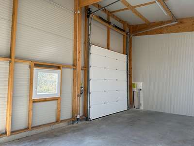 Loue local d'activité 181m² à St-Leger-de-Linières