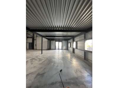 Location Locaux d'activités - Entrepôts à Trégueux