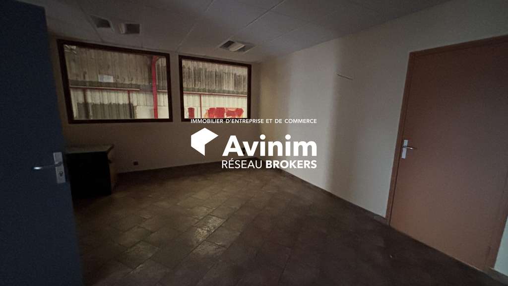 A louer local activité bureaux de 310m² Le Havre