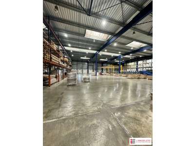 Location Locaux d'activités - Entrepôts à Bruz