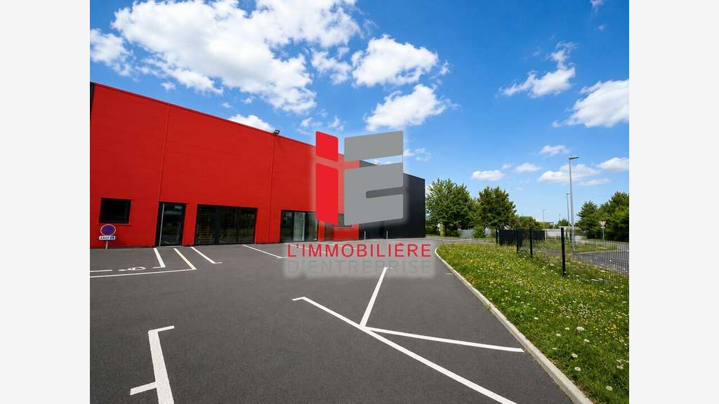 A louer local d'activité 400m² au Grand-Fougeray