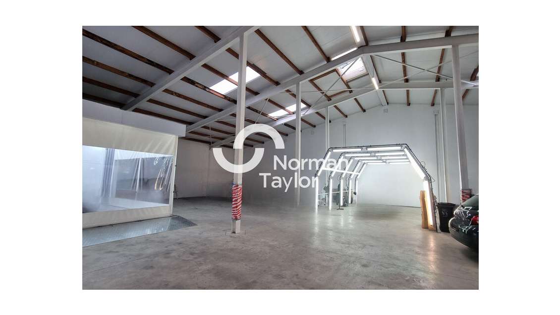 Local d'activité de 500m² à louer Argelès sur Mer