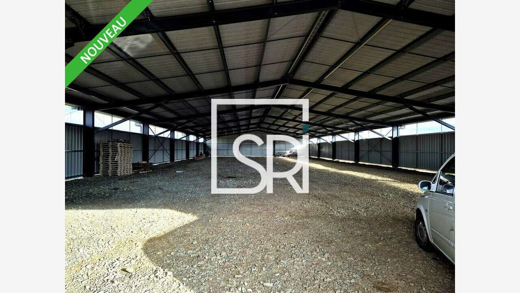 Local d'activité neuf 1440m² à louer à Combronde