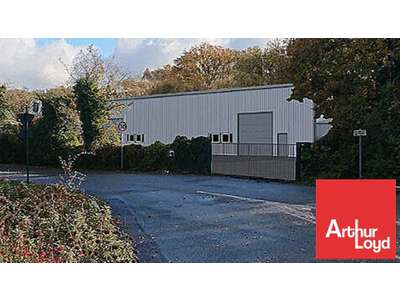 Location Locaux d'activités - Entrepôts à Poitiers