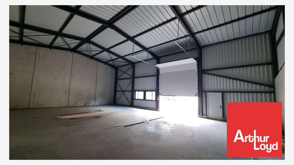 A louer local d'activité neuf 540m² à Poitiers