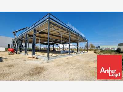 Local neuf 200m² à Poitiers ZI République III
