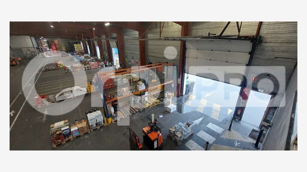 A louer local d'activité 3000m² sur 1.1ha à Agnetz