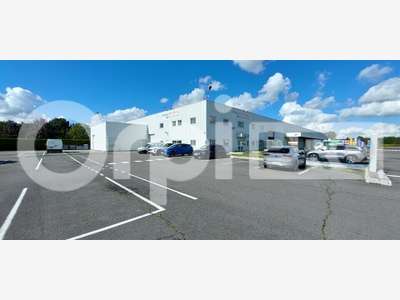 A louer local d'activité 3000m² sur 1.1ha à Agnetz