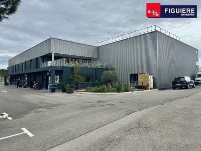 Location Locaux d'activités - Entrepôts à Rousset