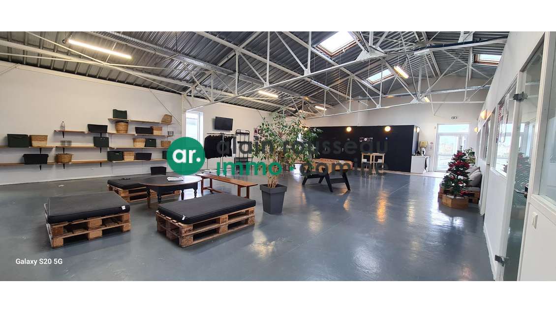A louer local d'activité 411m² à Angers Est