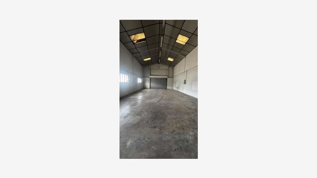 A louer local d'activité 150m² à Argelès-sur-Mer